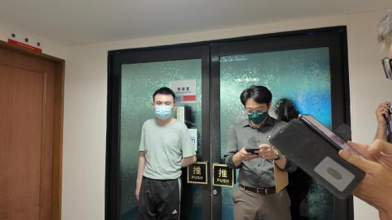 今年7月21日，公共電視《我們的島》節目專題記者前往內政部都市計畫委員會，採訪「變更高雄新市鎮特定區。主要計畫（第三期發展區開發）案」審議會議，卻遭禁止進入會議室拍攝及旁聽。