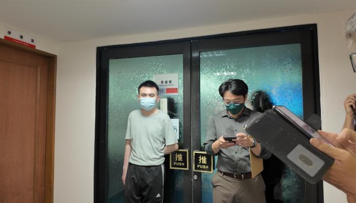 今年7月21日，公共電視《我們的島》節目專題記者前往內政部都市計畫委員會，採訪「變更高雄新市鎮特定區。主要計畫（第三期發展區開發）案」審議會議，卻遭禁止進入會議室拍攝及旁聽。