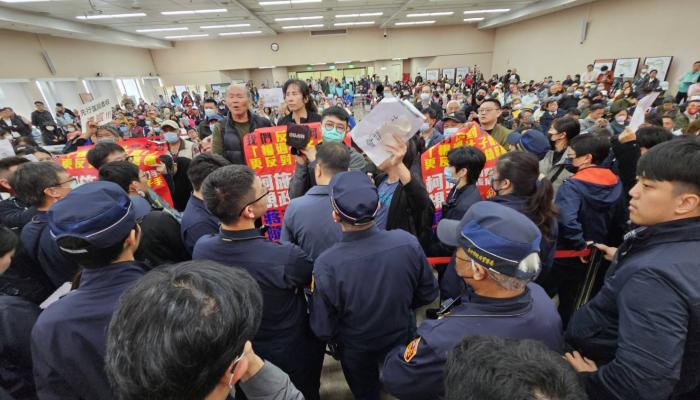 社子島區段徵收事業計畫公聽會爆發衝突