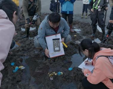 2026年2月4日清晨，中油和民團雙方共同到桃園大潭藻礁現勘