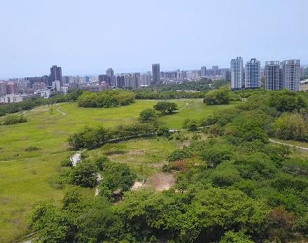 位於高雄楠梓區的高雄都會公園,占地95公頃 位於高雄楠梓區的高雄都會公園,占地95公頃